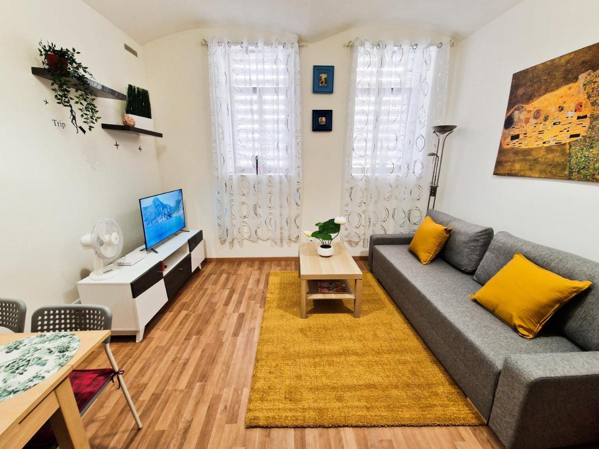 Ground Floor Apartment Prag Exterior foto