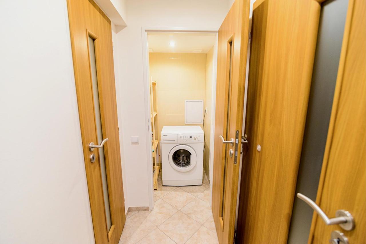 Ground Floor Apartment Prag Exterior foto