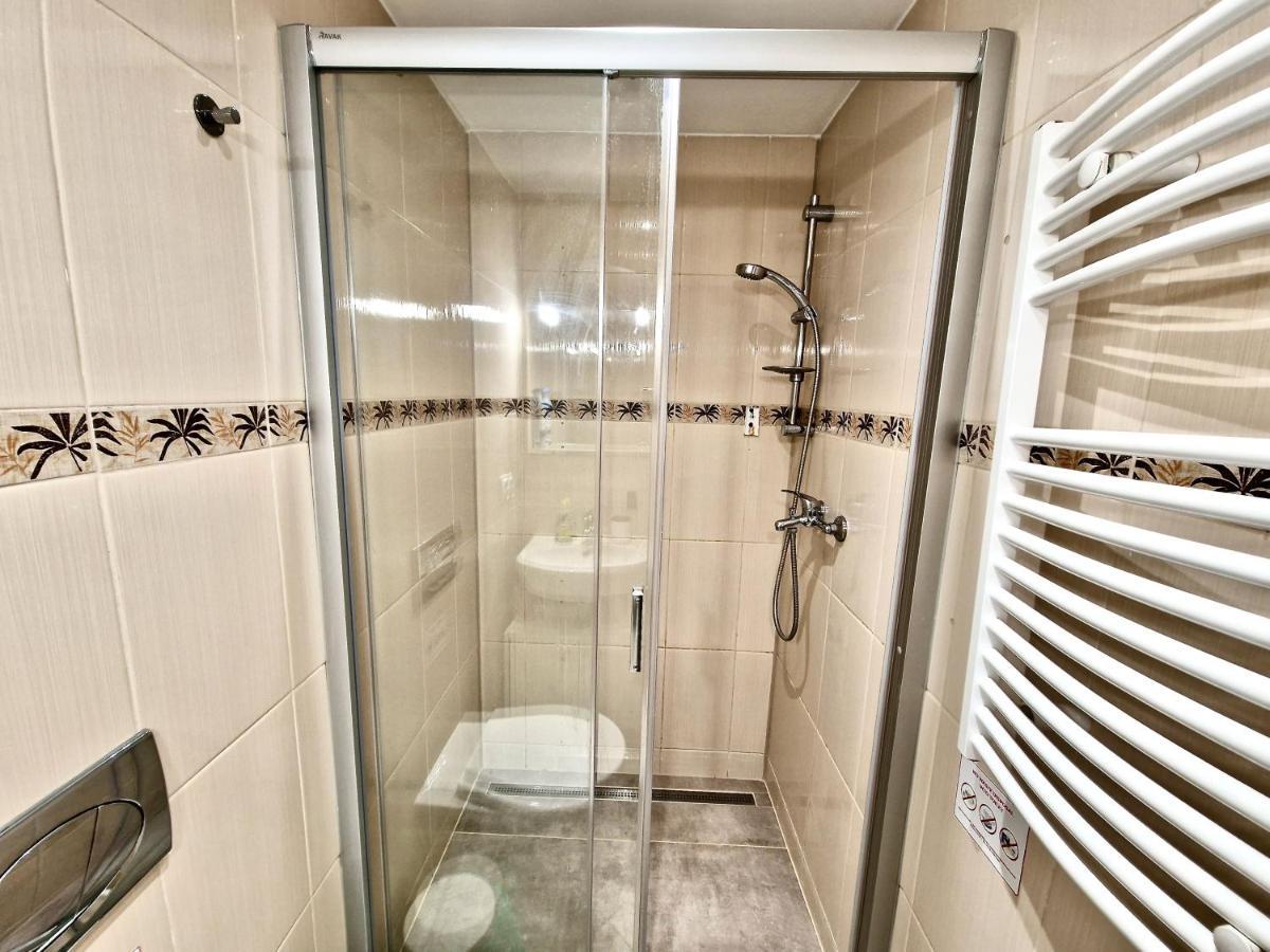 Ground Floor Apartment Prag Exterior foto
